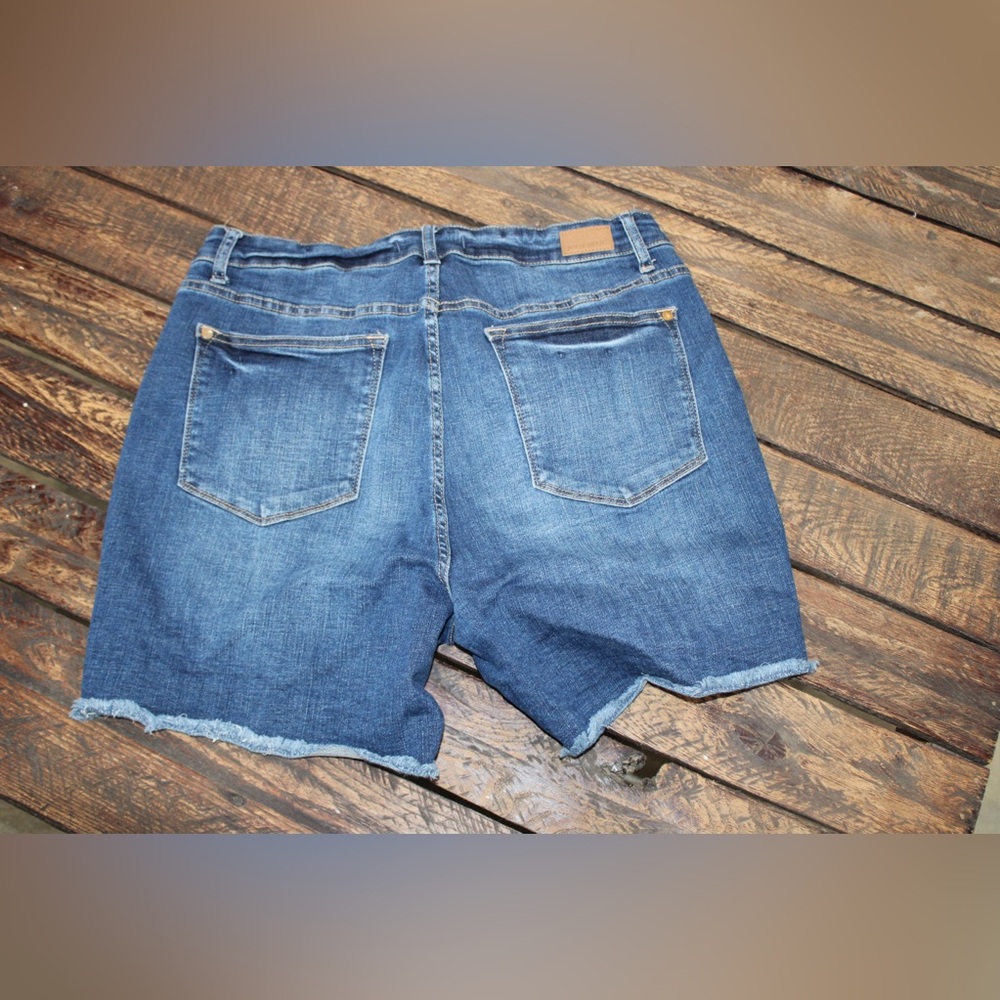 Distressed Mid-Blue Denim Women’s Shorts - Picture 2 of 3